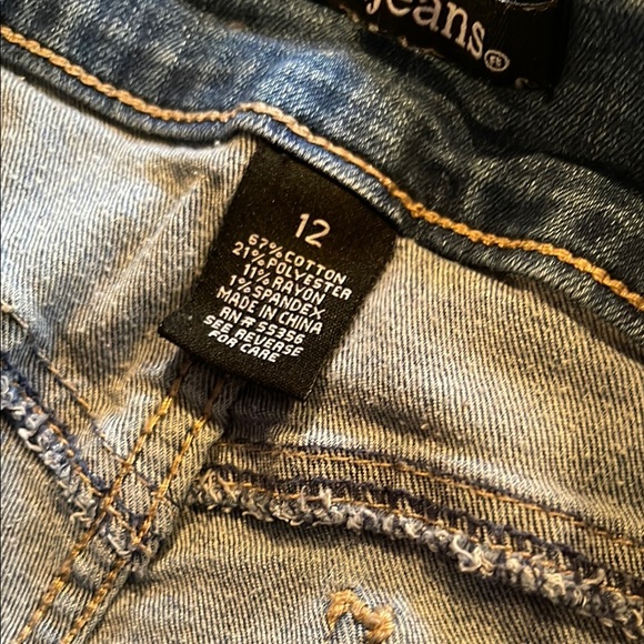 EUC d. jeans Blue Skinny Leg Classic Denim - Picture 3 of 7